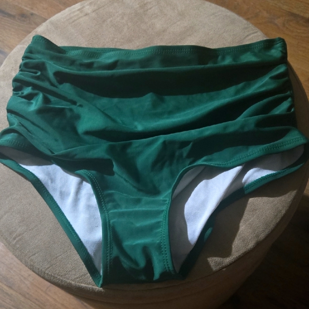 Emerald High-Waisted Bikini Bottoms